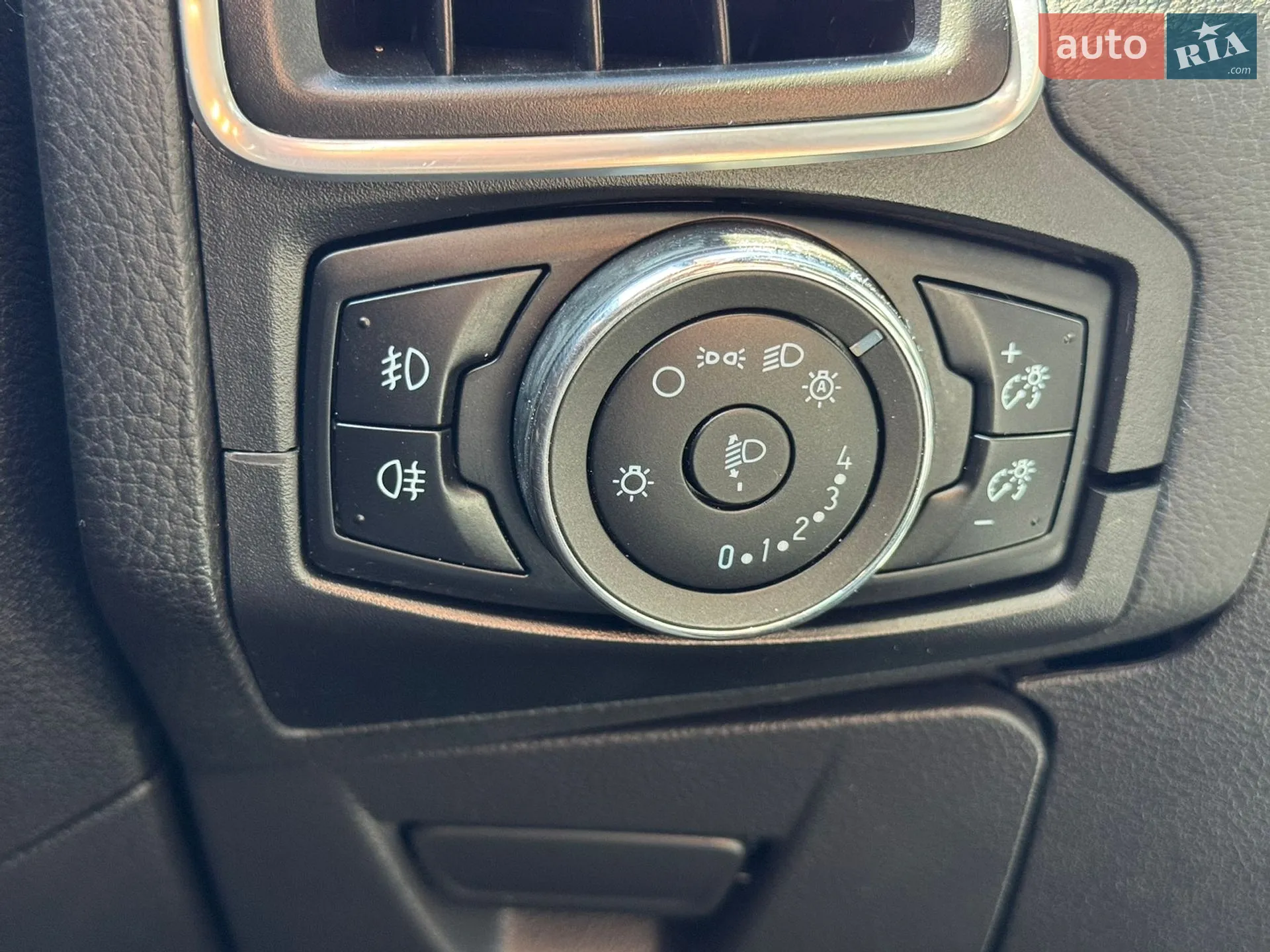 2013 Ford Focus - мініатюра 47