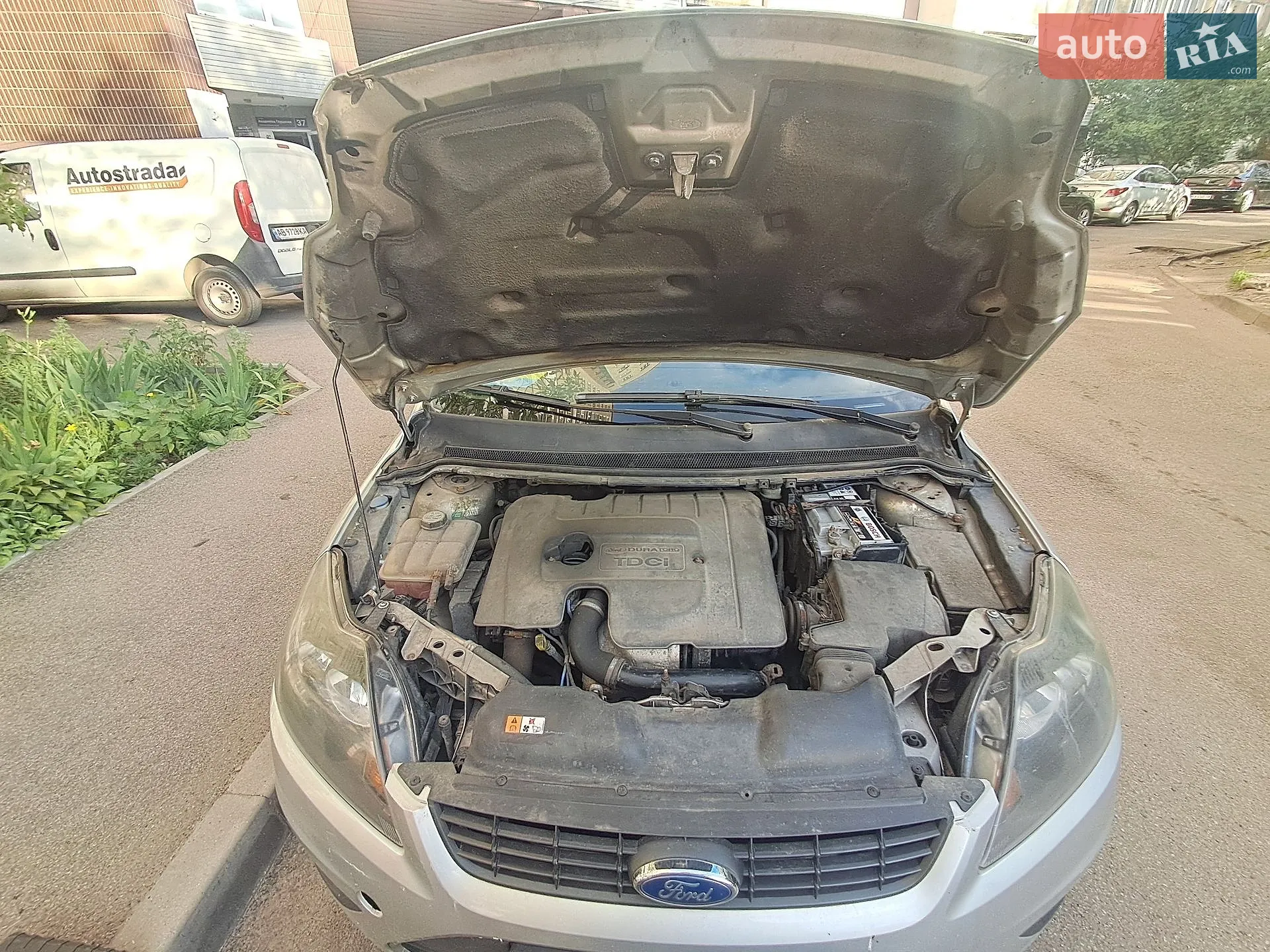 2010 Ford Focus - мініатюра 10