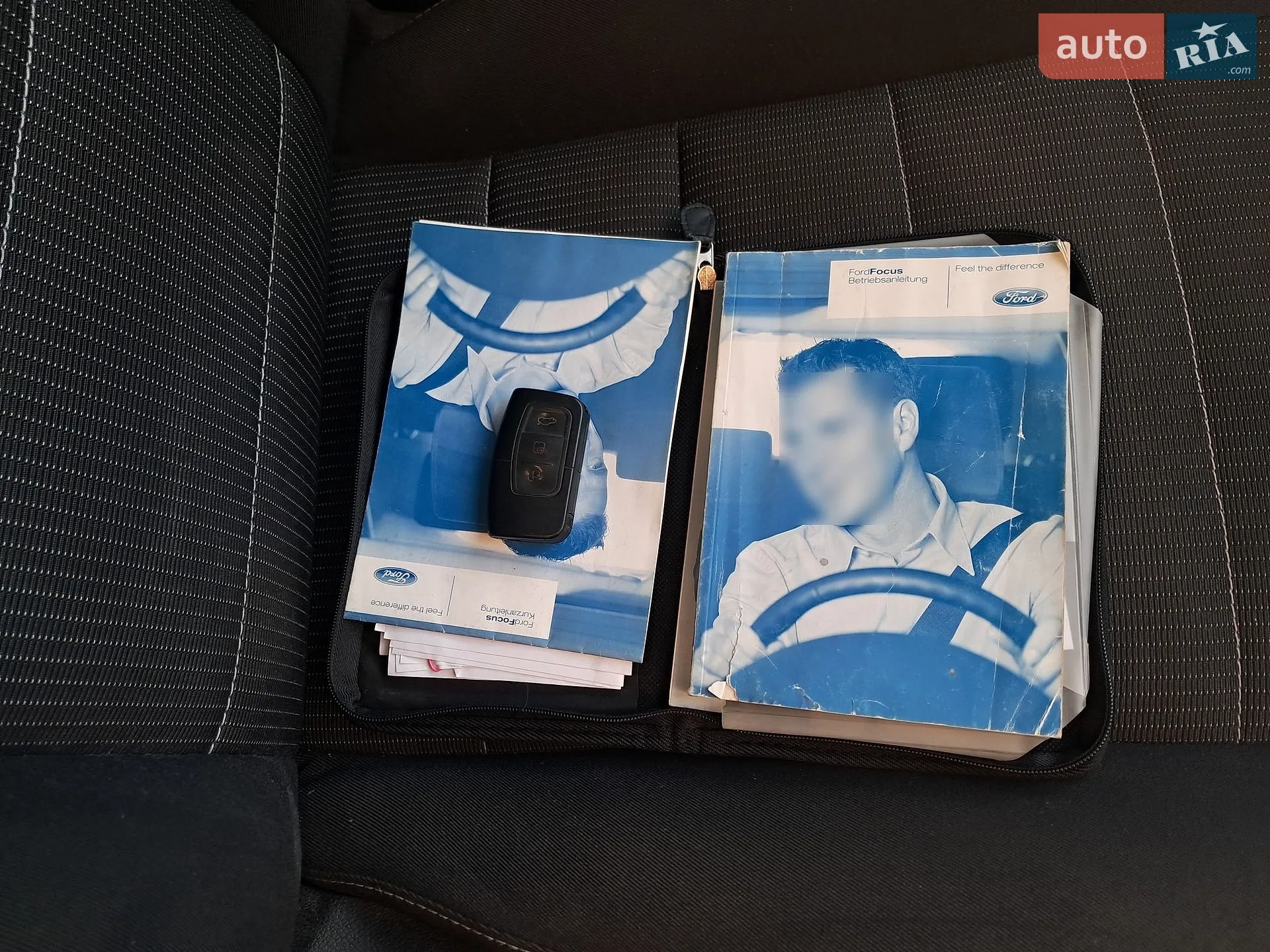 2010 Ford Focus - мініатюра 16