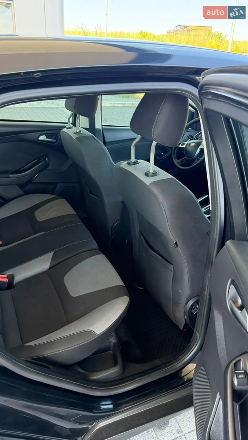 2011 Ford Focus - мініатюра 13