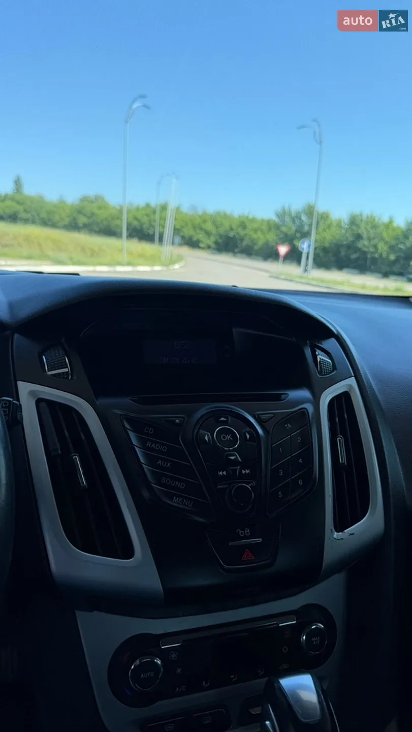 2011 Ford Focus - мініатюра 21