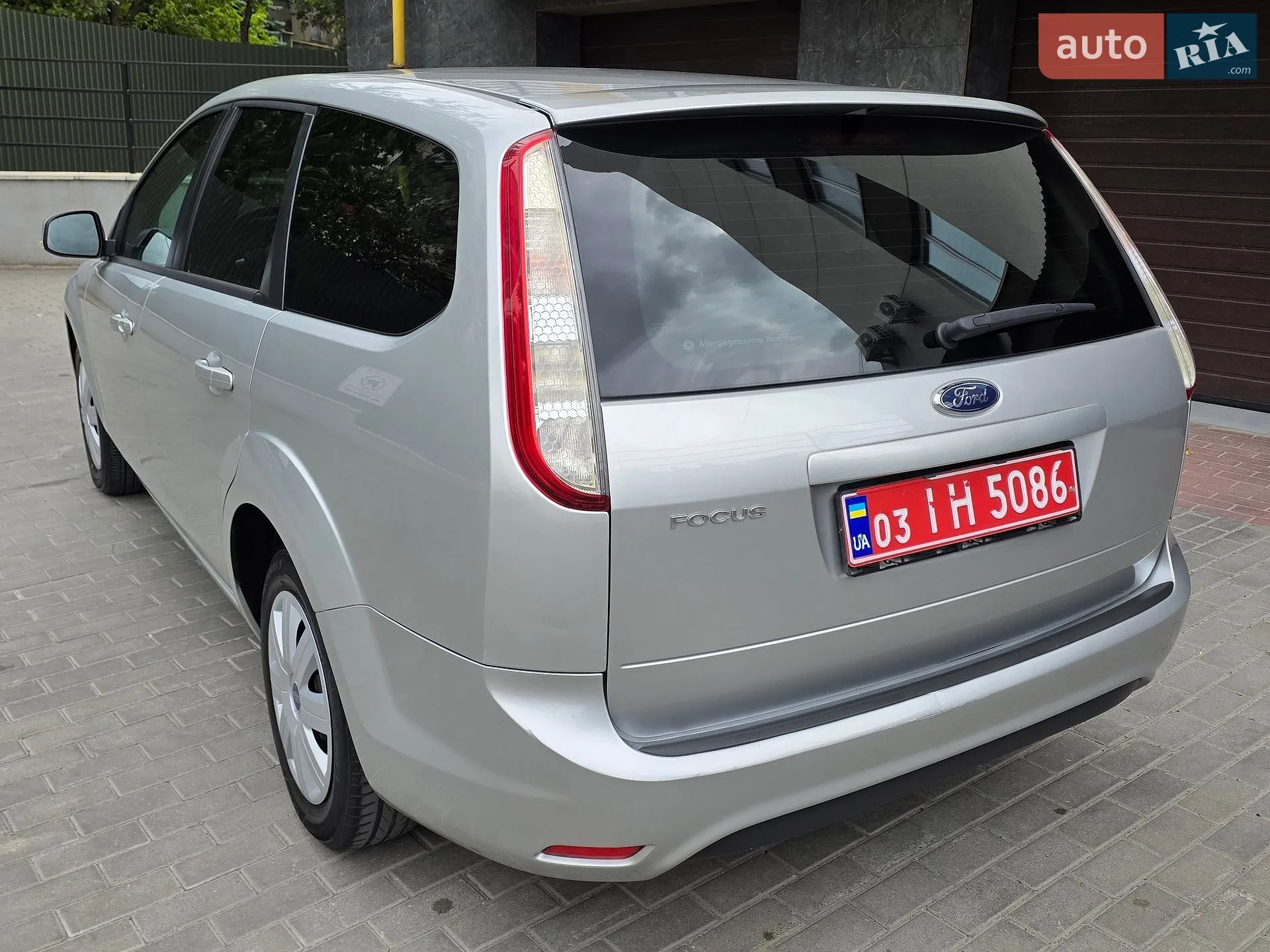 2010 Ford Focus - мініатюра 8