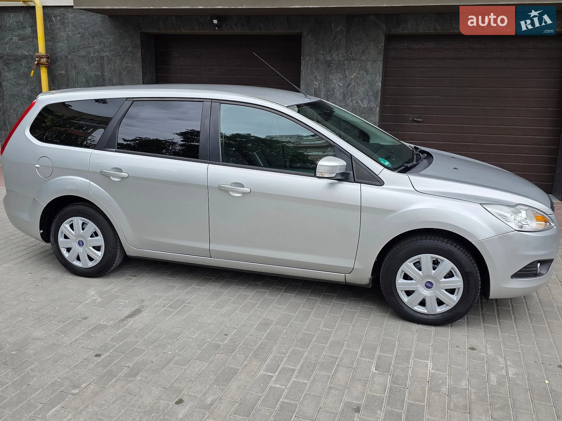 2010 Ford Focus - мініатюра 14