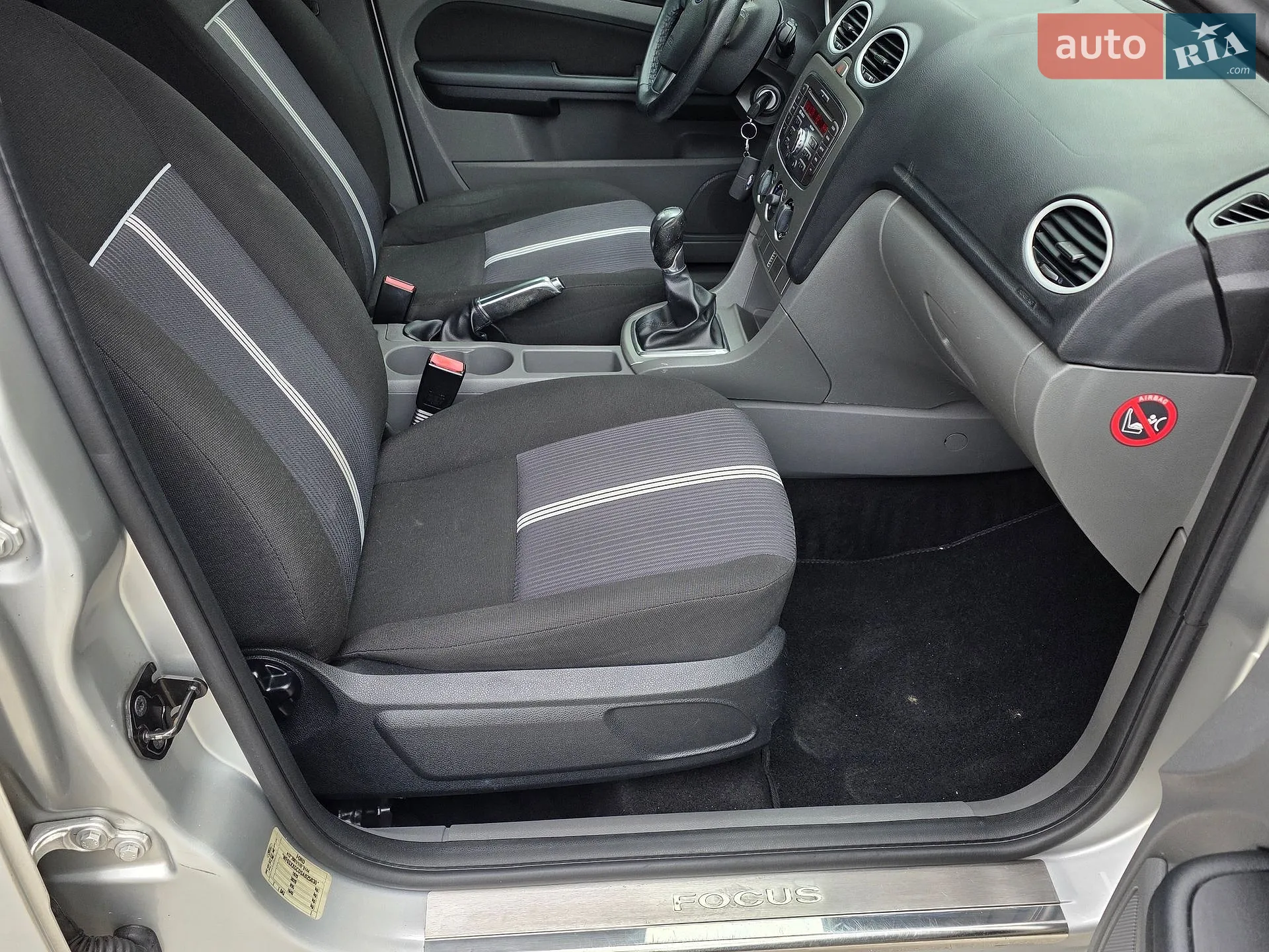 2010 Ford Focus - мініатюра 36