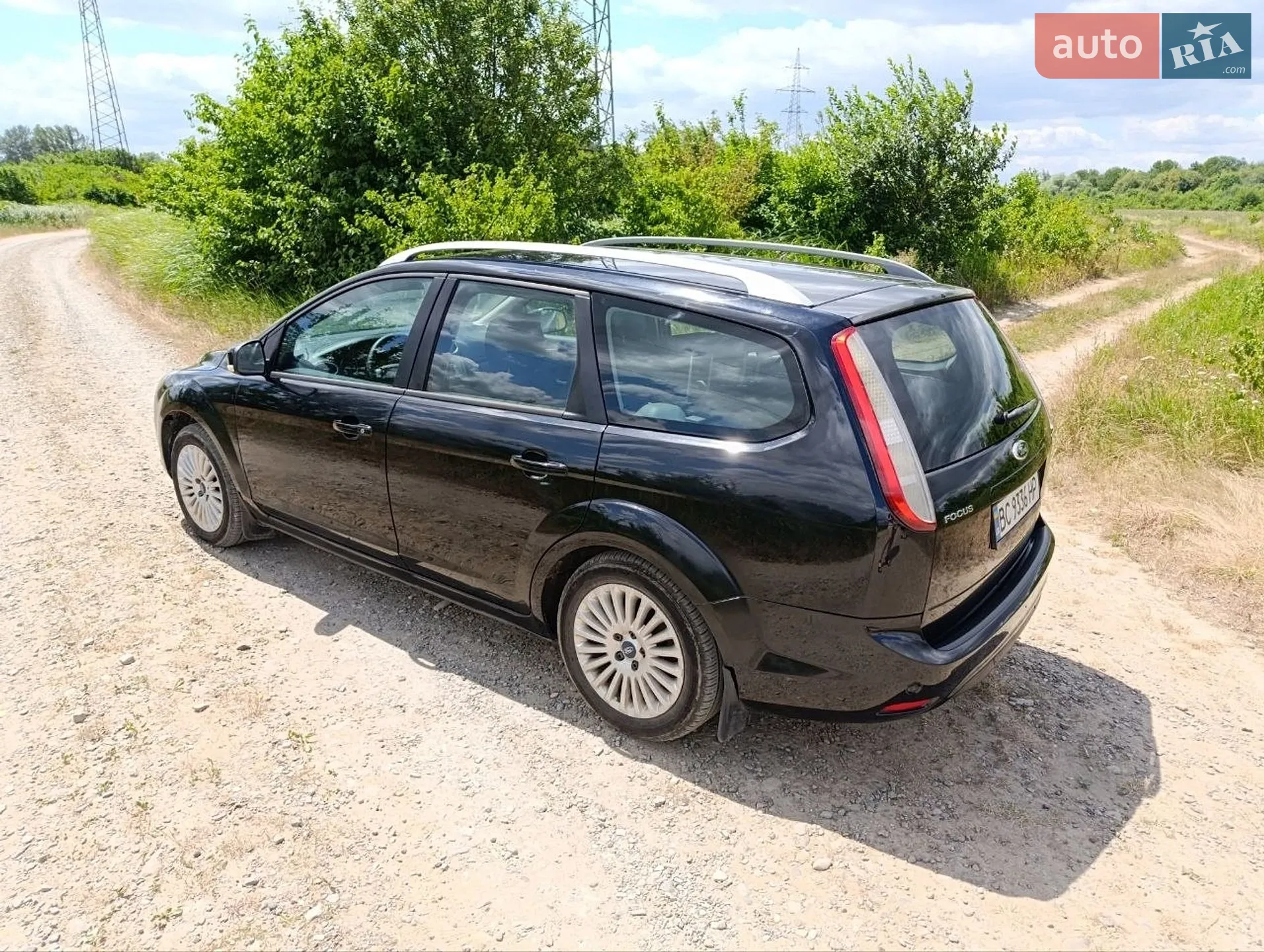 2010 Ford Focus - мініатюра 21