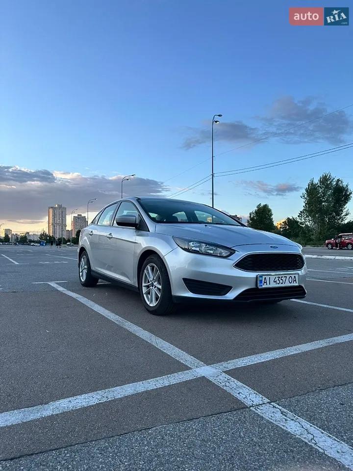 2017 Ford Focus - мініатюра 18