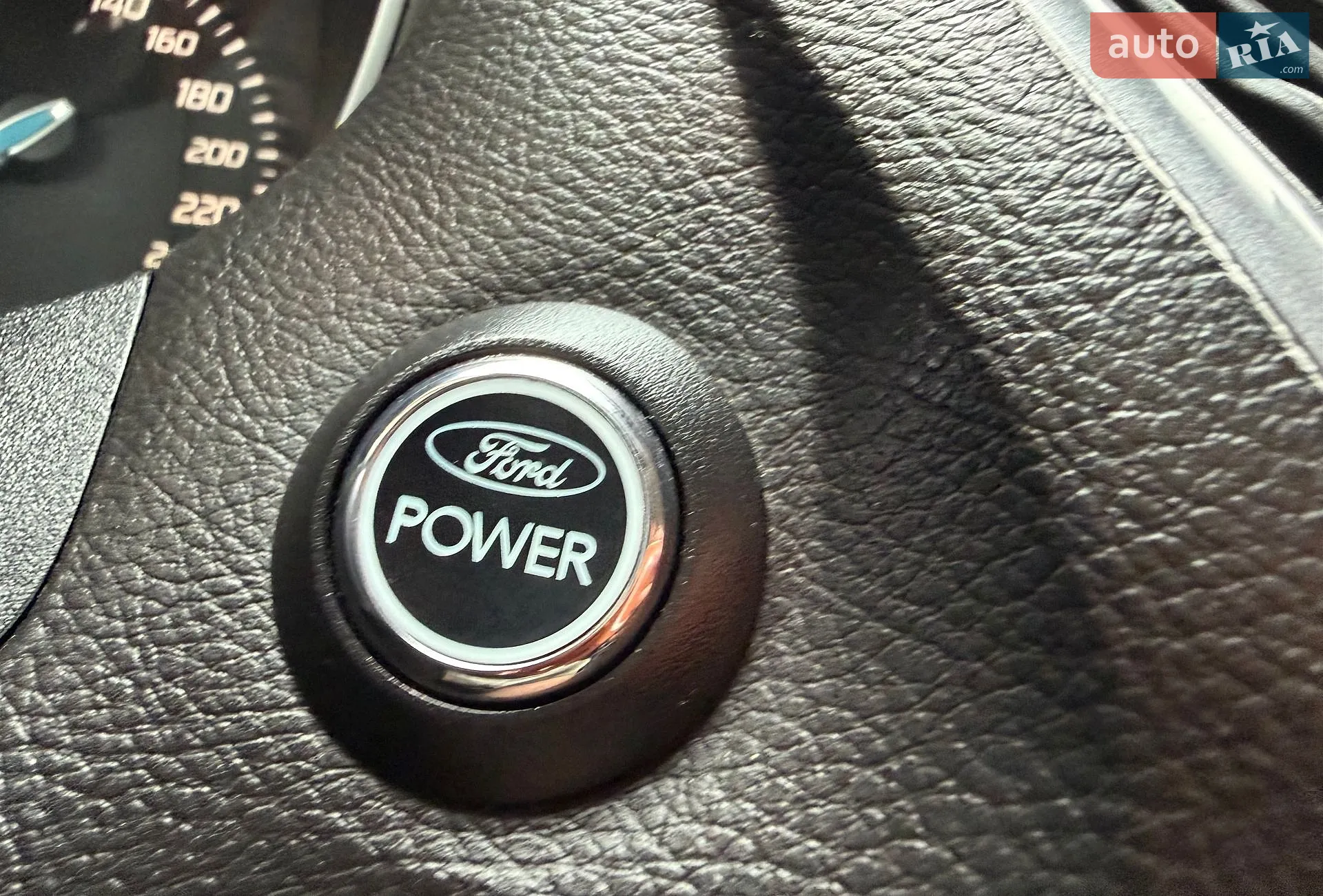 2013 Ford Focus - мініатюра 105
