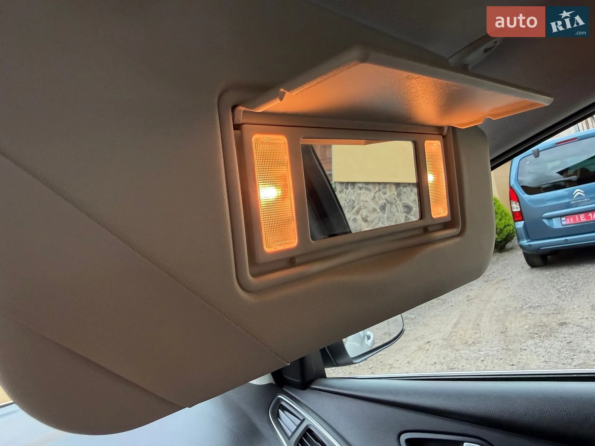 2013 Ford Focus - мініатюра 109