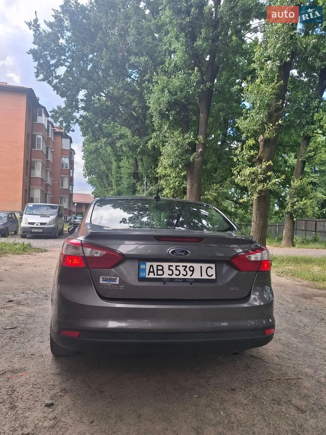 2011 Ford Focus - мініатюра 12