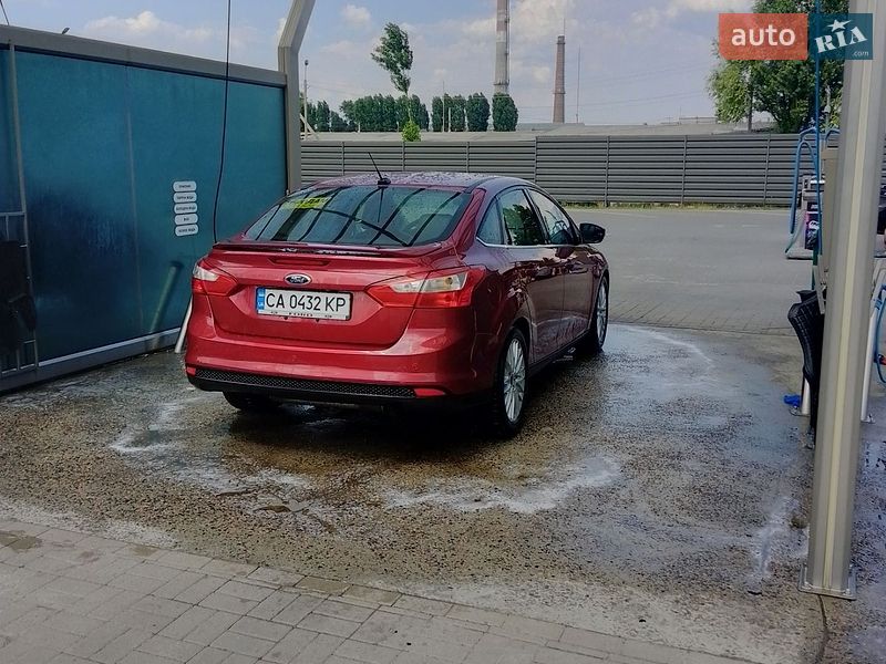 Седан Ford Focus 2014 в Черкассах фото 5 Седан Ford Focus 2014 в Черкассах