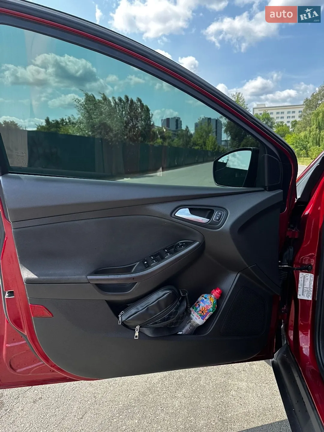 2015 Ford Focus - мініатюра 18