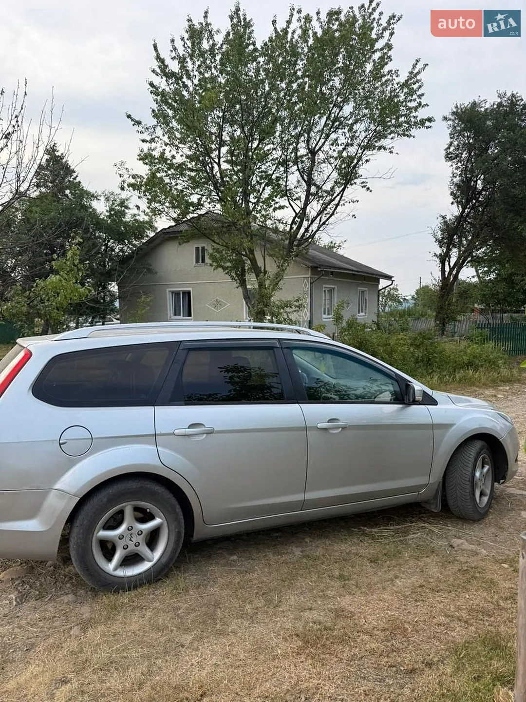 2010 Ford Focus - мініатюра 6
