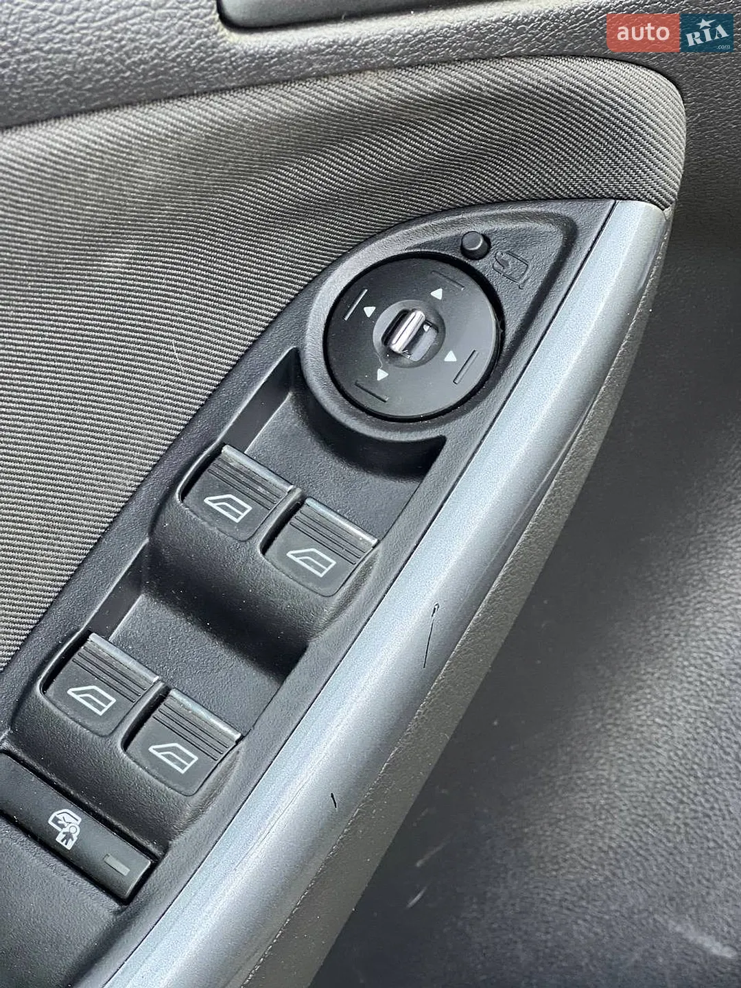 2011 Ford Focus - мініатюра 30