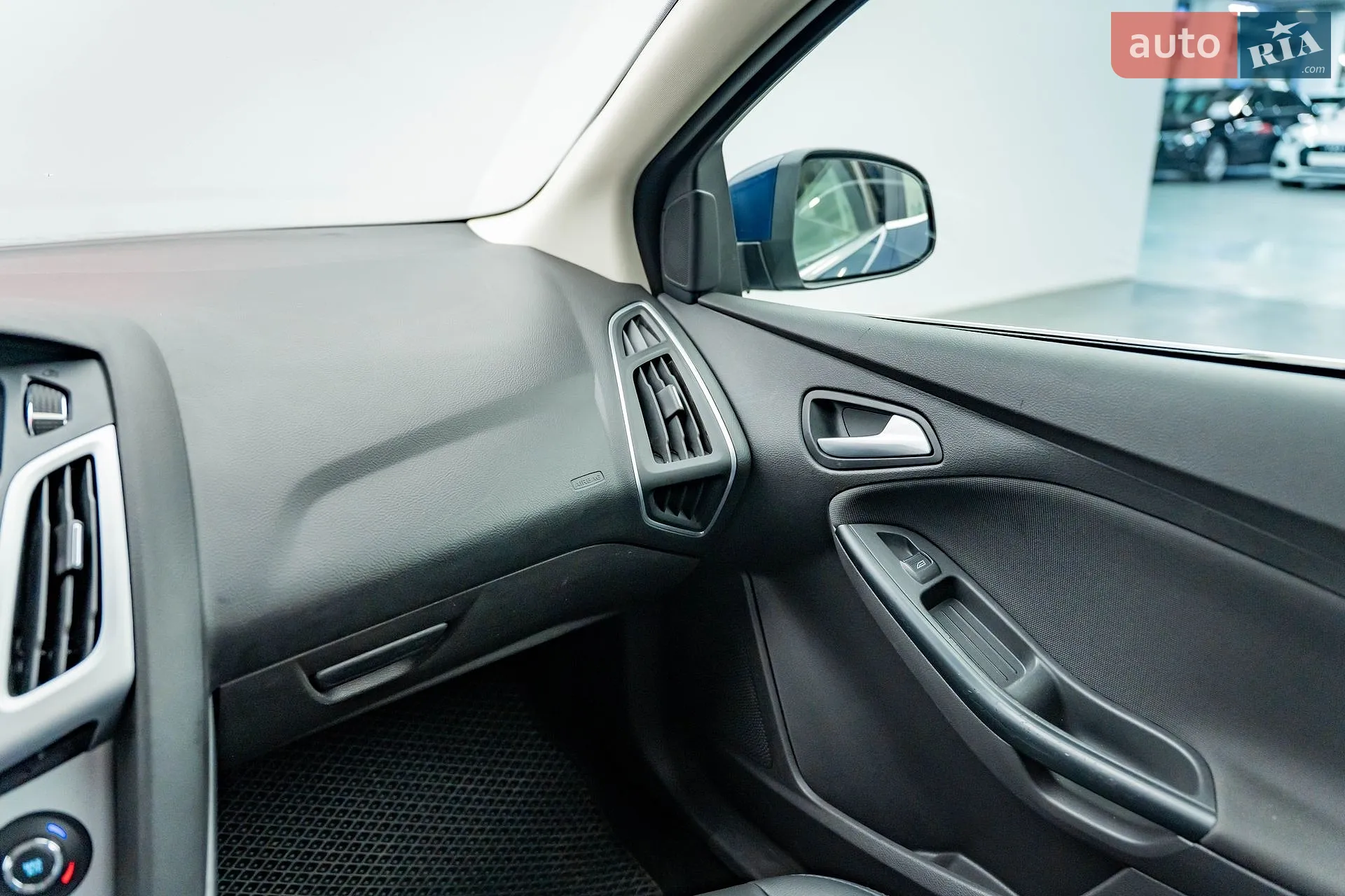 2013 Ford Focus - мініатюра 11