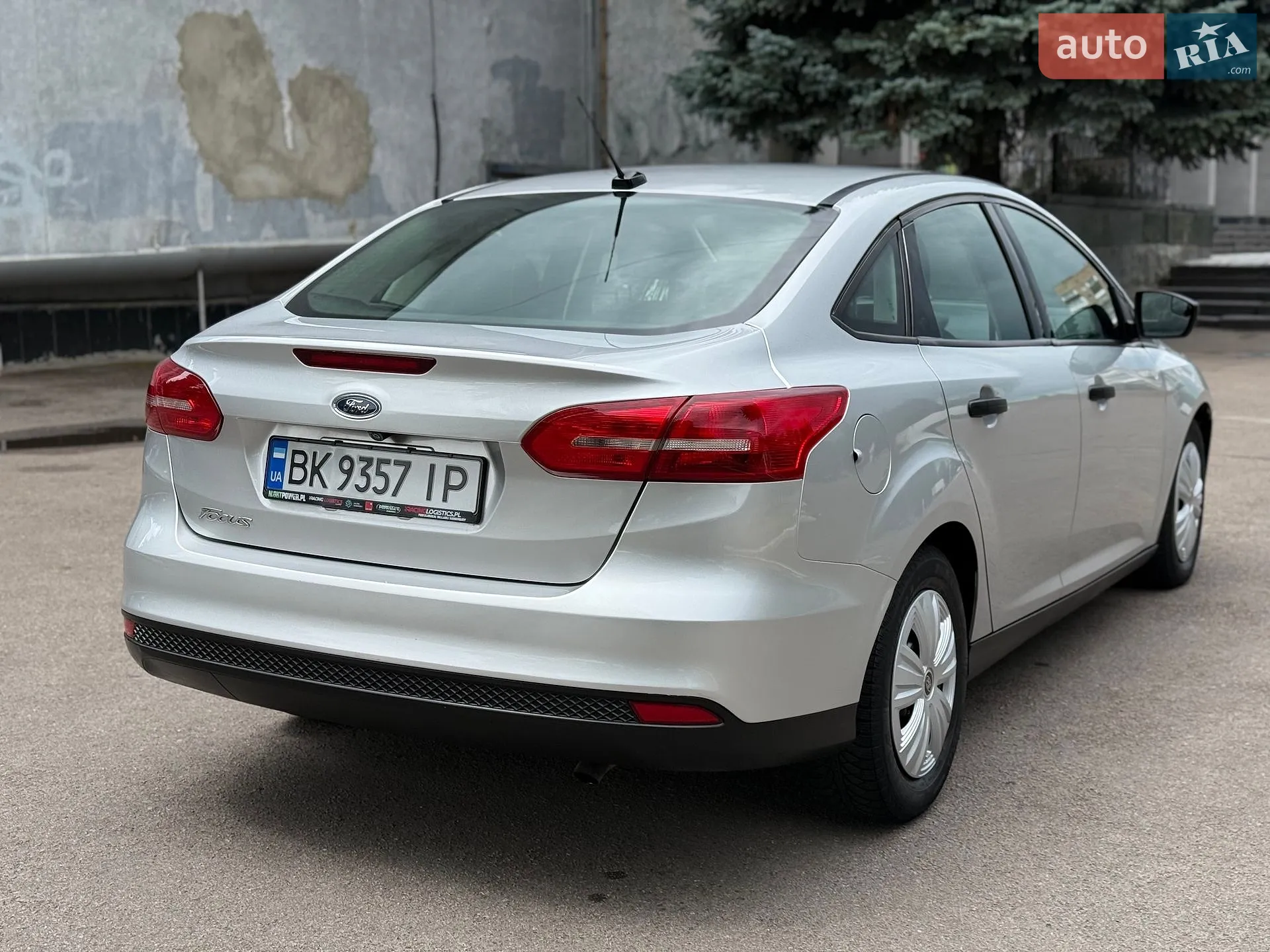 2017 Ford Focus - мініатюра 19