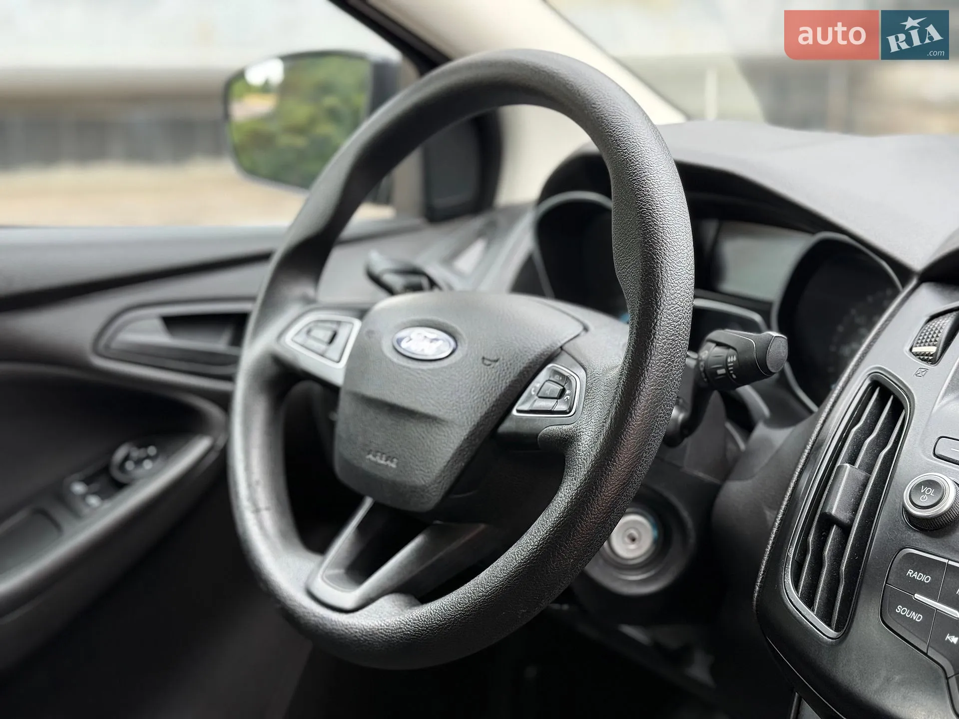 2017 Ford Focus - мініатюра 36