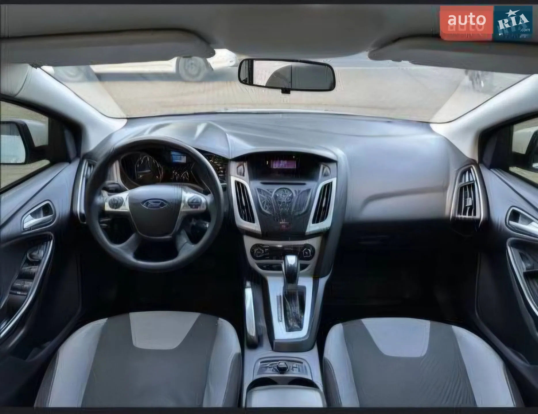 2012 Ford Focus - мініатюра 13