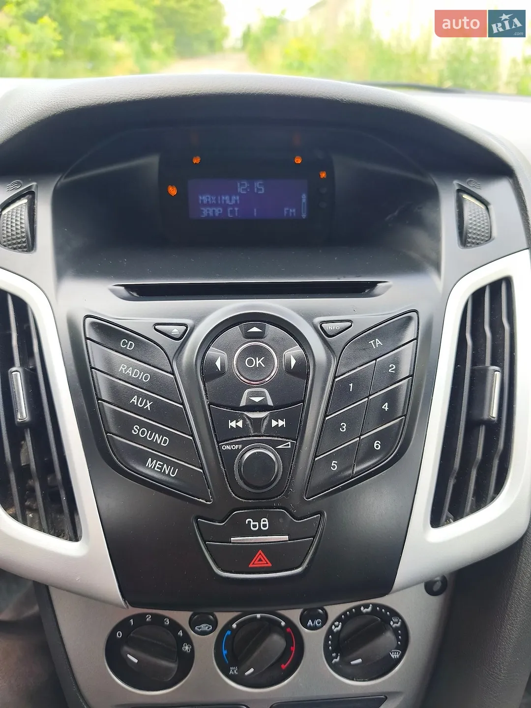 2012 Ford Focus - мініатюра 18