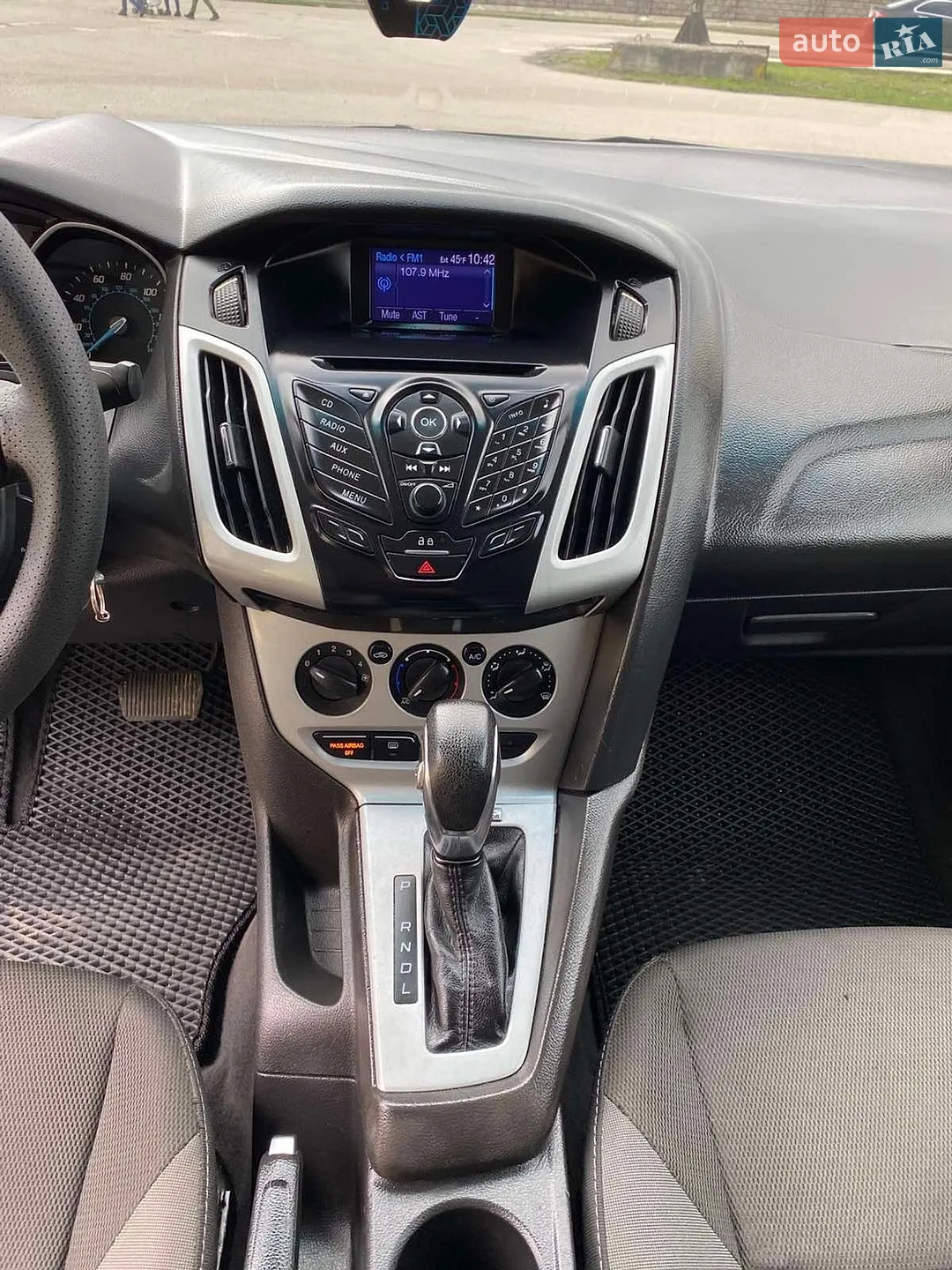 2012 Ford Focus - мініатюра 25