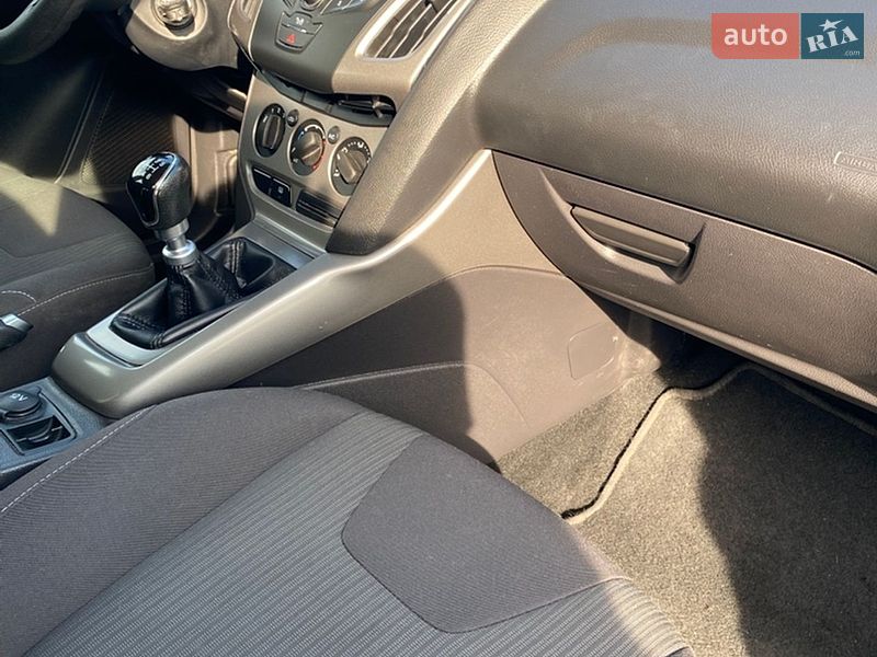 Универсал Ford Focus 2012 в Жовкве фото 31 Универсал Ford Focus 2012 в Жовкве