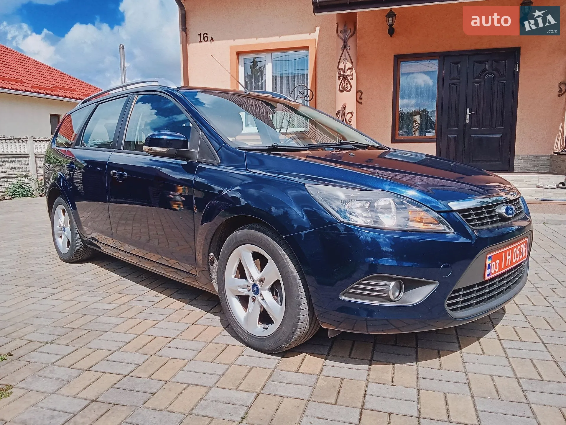 2010 Ford Focus - мініатюра 3