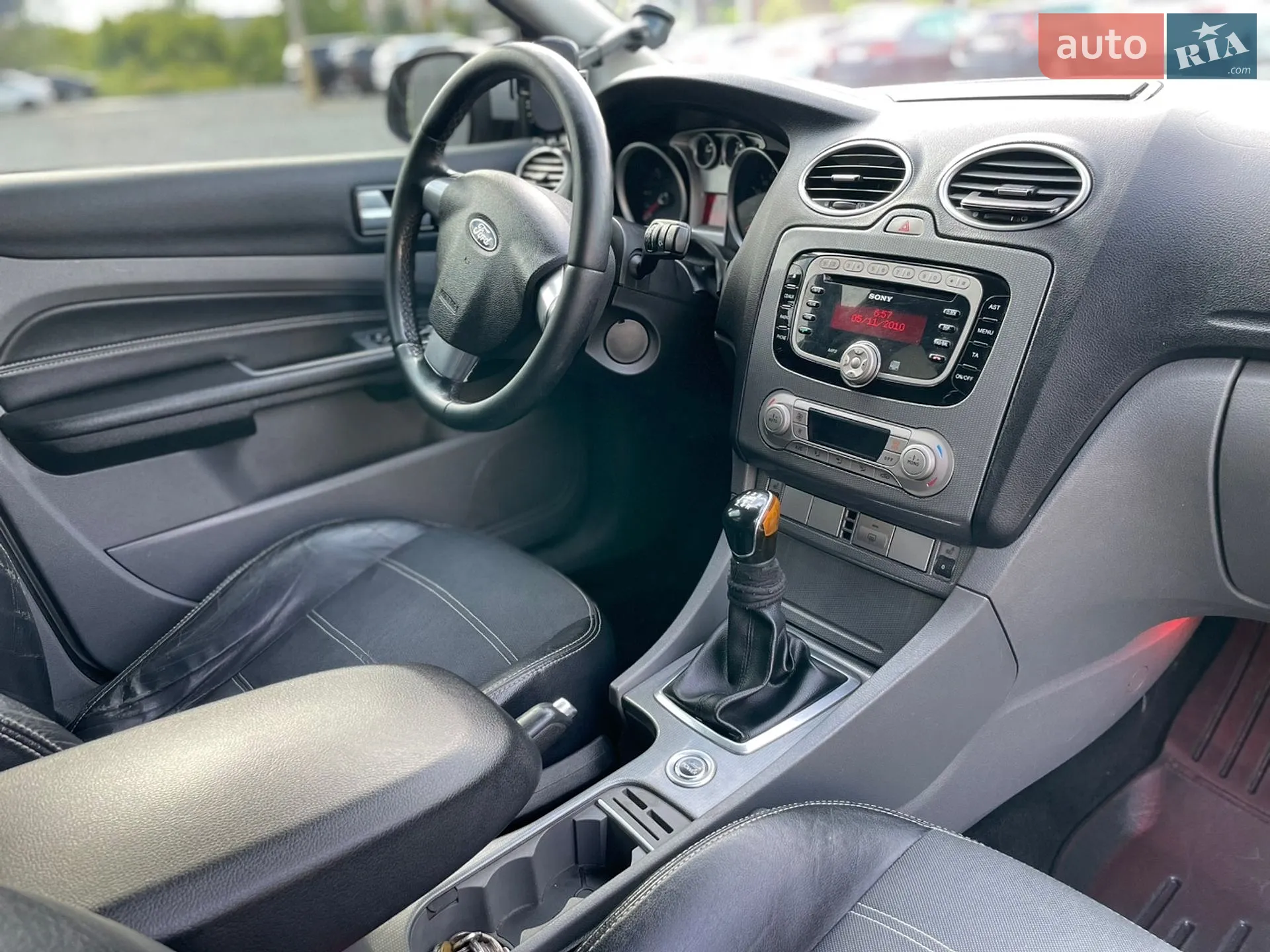 2010 Ford Focus - мініатюра 13