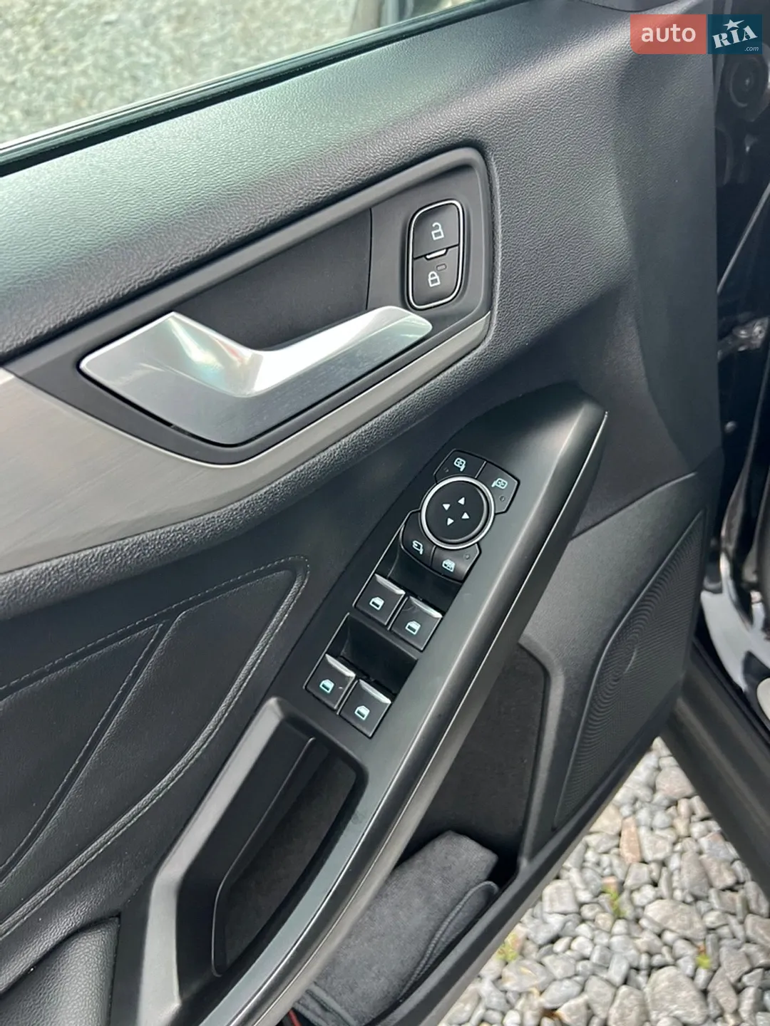 2020 Ford Focus - мініатюра 25