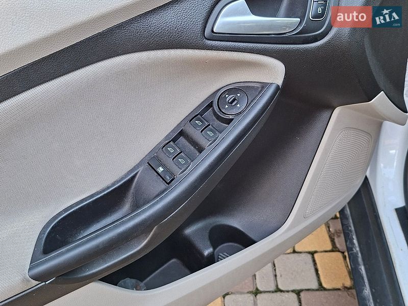 Хетчбек Ford Focus 2016 в Кам'янець-Подільському