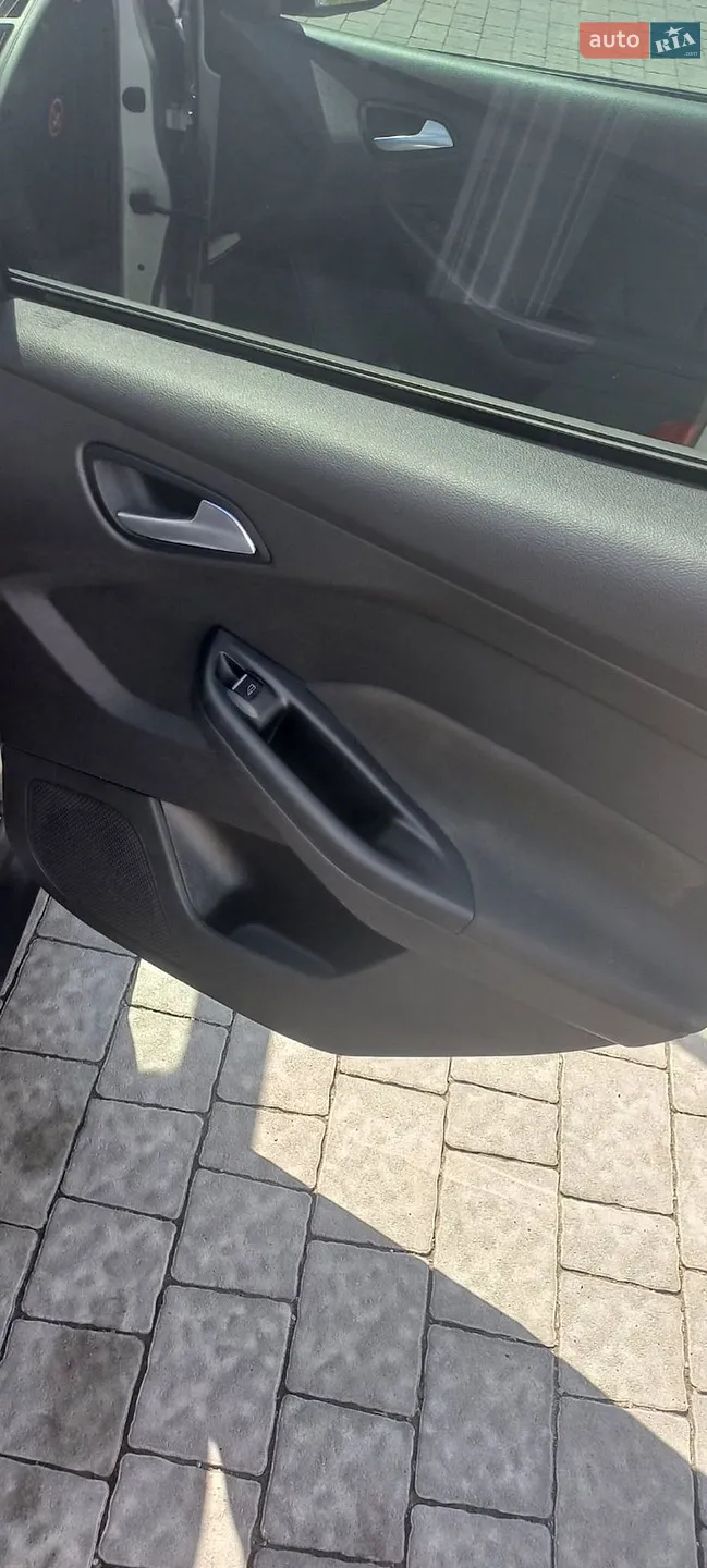 2015 Ford Focus - мініатюра 15