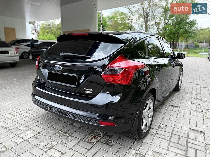 Хетчбек Ford Focus 2013 в Дніпрі
