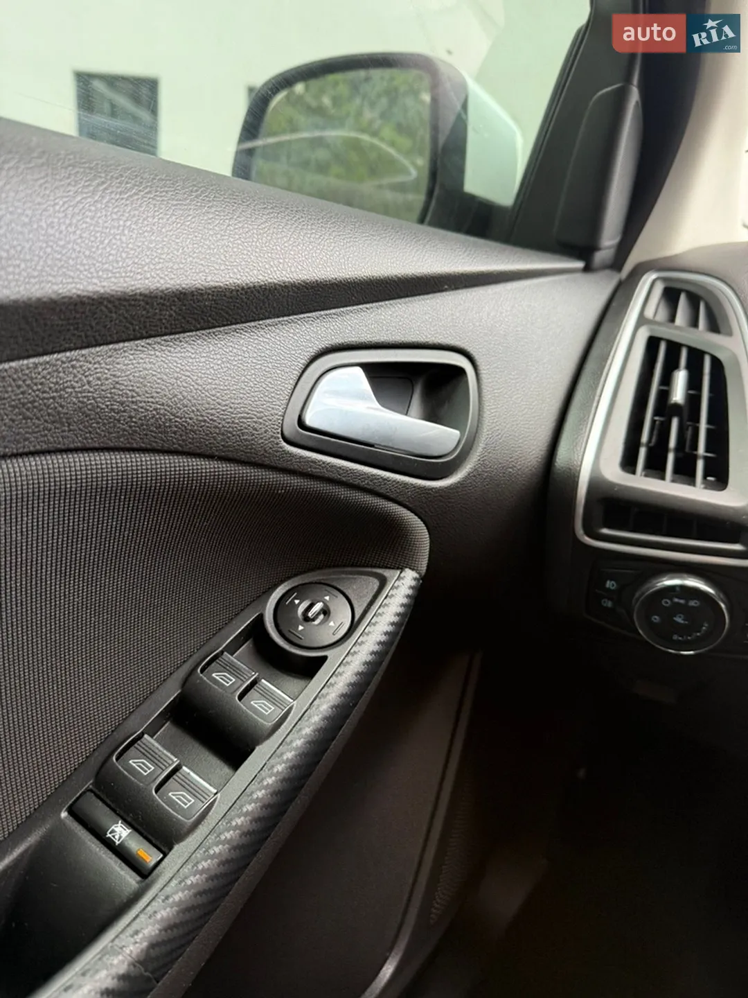 2013 Ford Focus - мініатюра 25