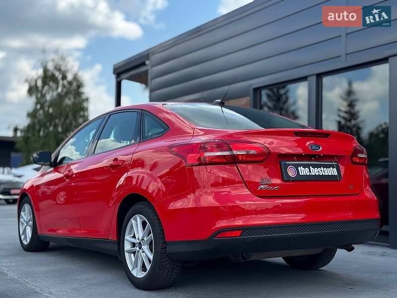 Седан Ford Focus 2017 в Ровно фото 13 Седан Ford Focus 2017 в Ровно