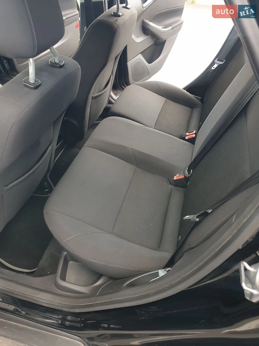 2016 Ford Focus - мініатюра 9