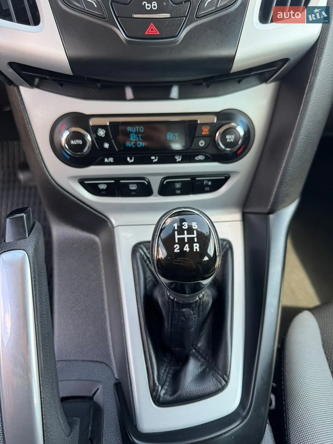 2012 Ford Focus - мініатюра 29
