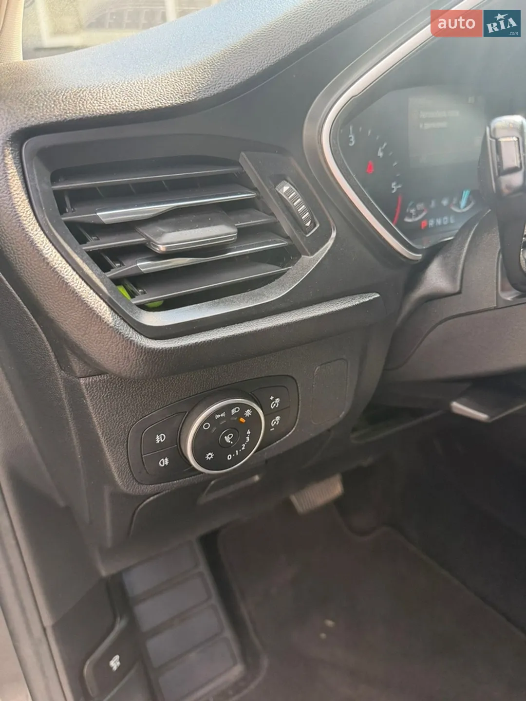 2019 Ford Focus - мініатюра 24