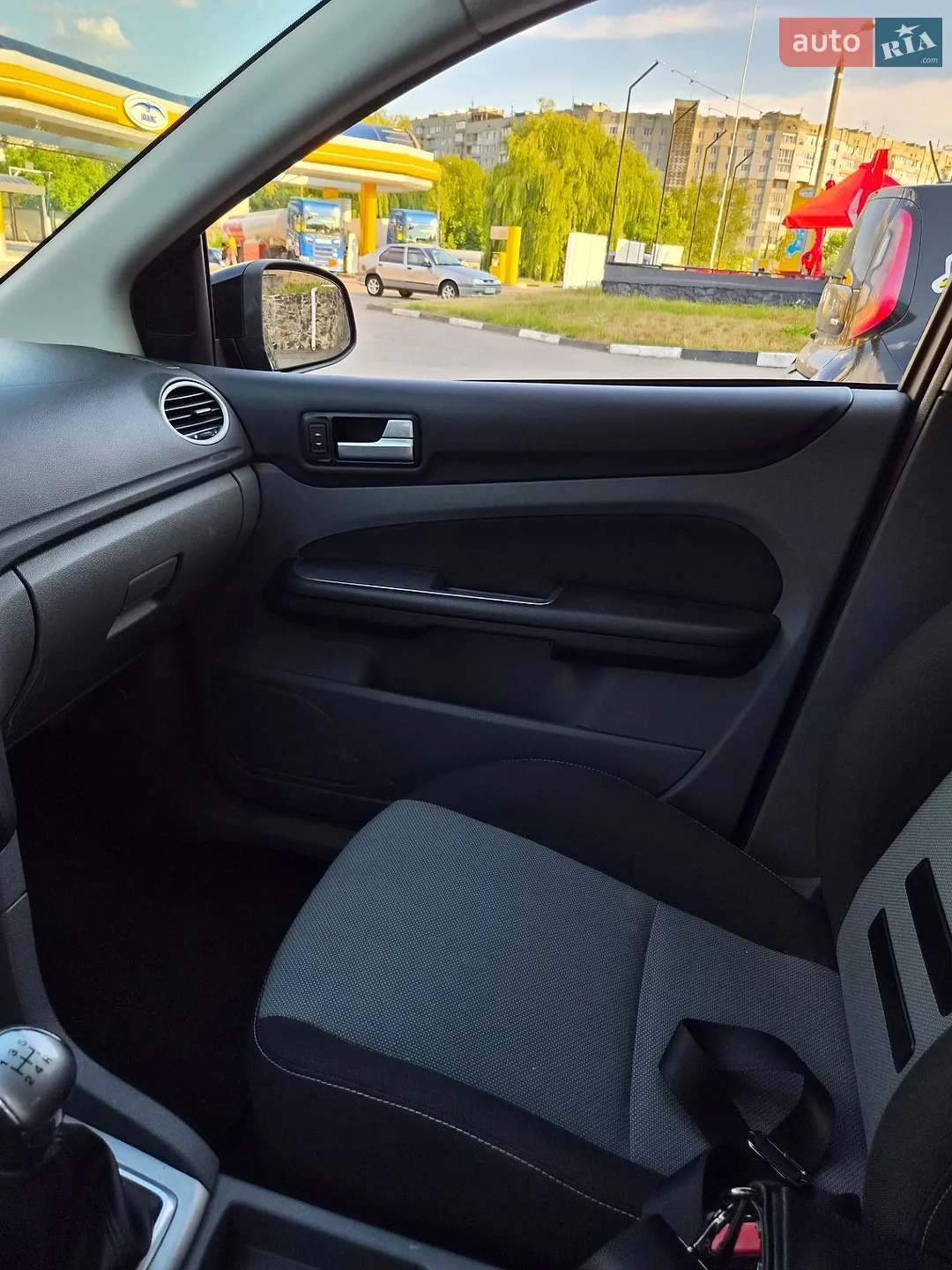 2010 Ford Focus - мініатюра 50