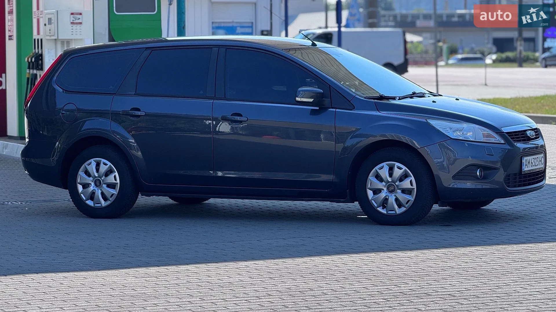 2010 Ford Focus - мініатюра 5