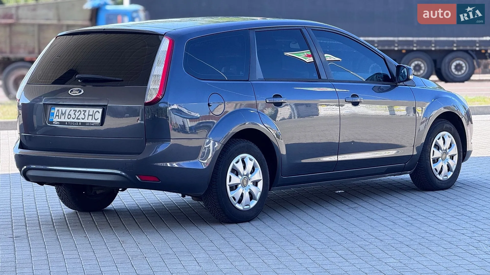 2010 Ford Focus - мініатюра 11