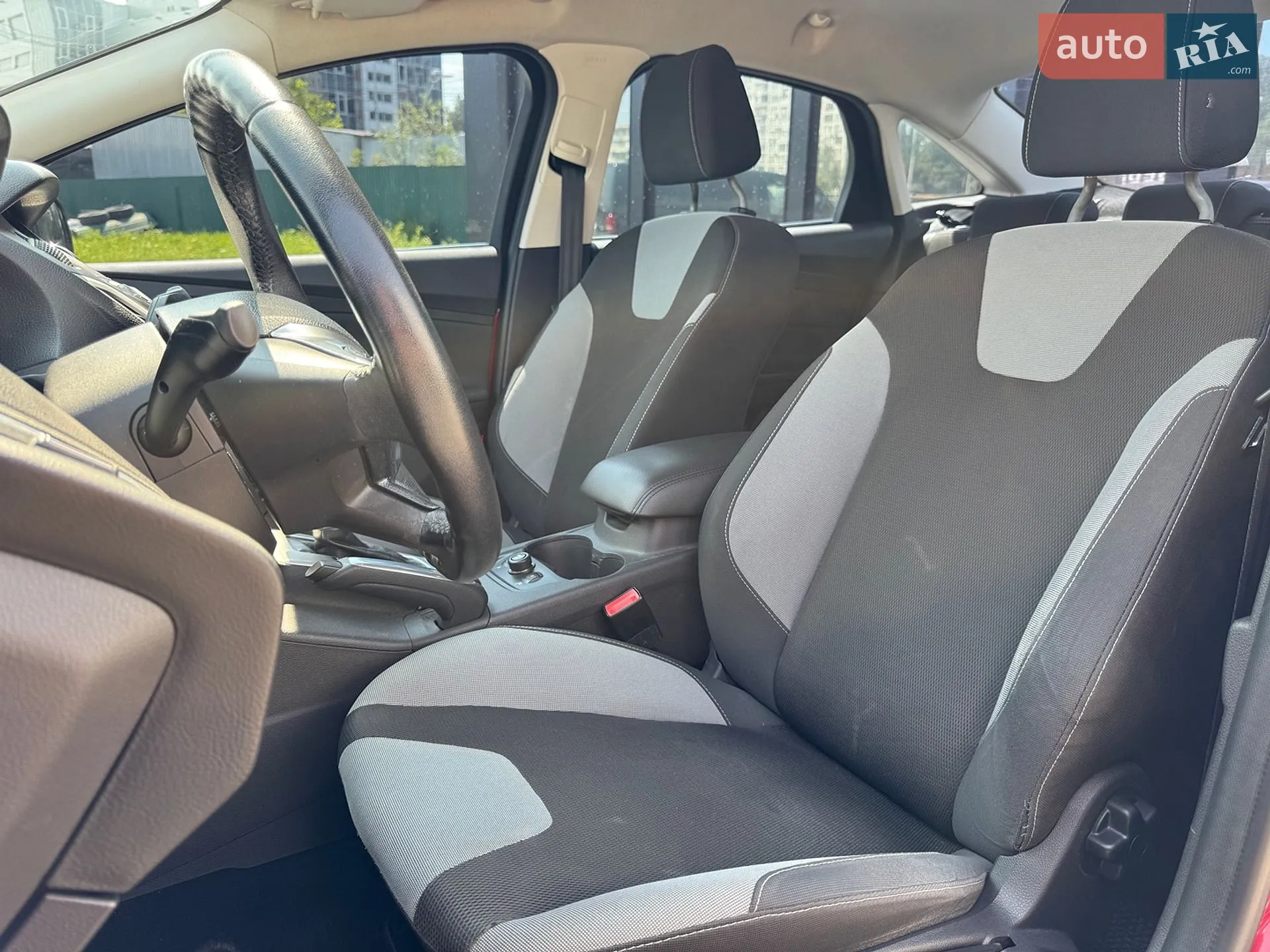 2011 Ford Focus - мініатюра 10