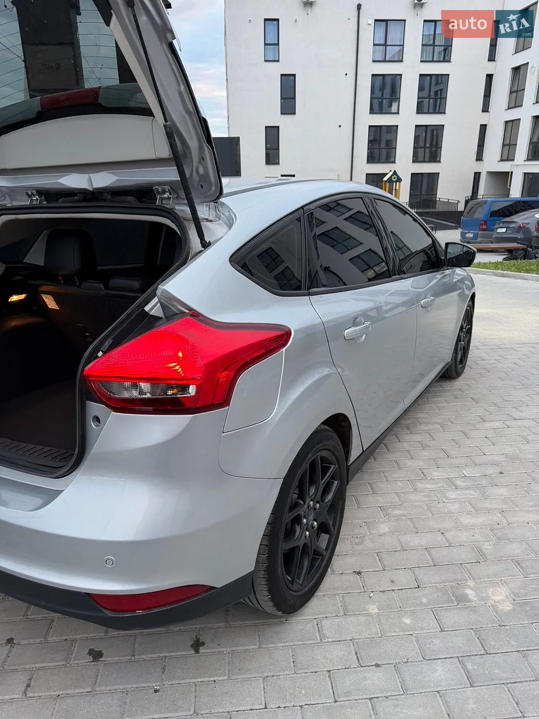 2016 Ford Focus - мініатюра 13