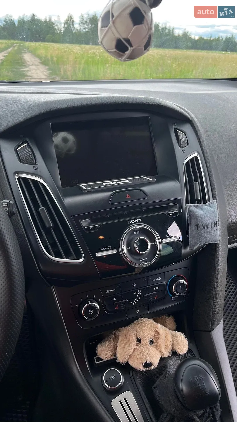 2017 Ford Focus - мініатюра 44