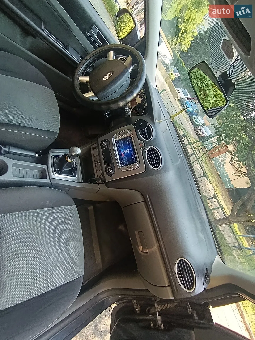 2010 Ford Focus - мініатюра 15