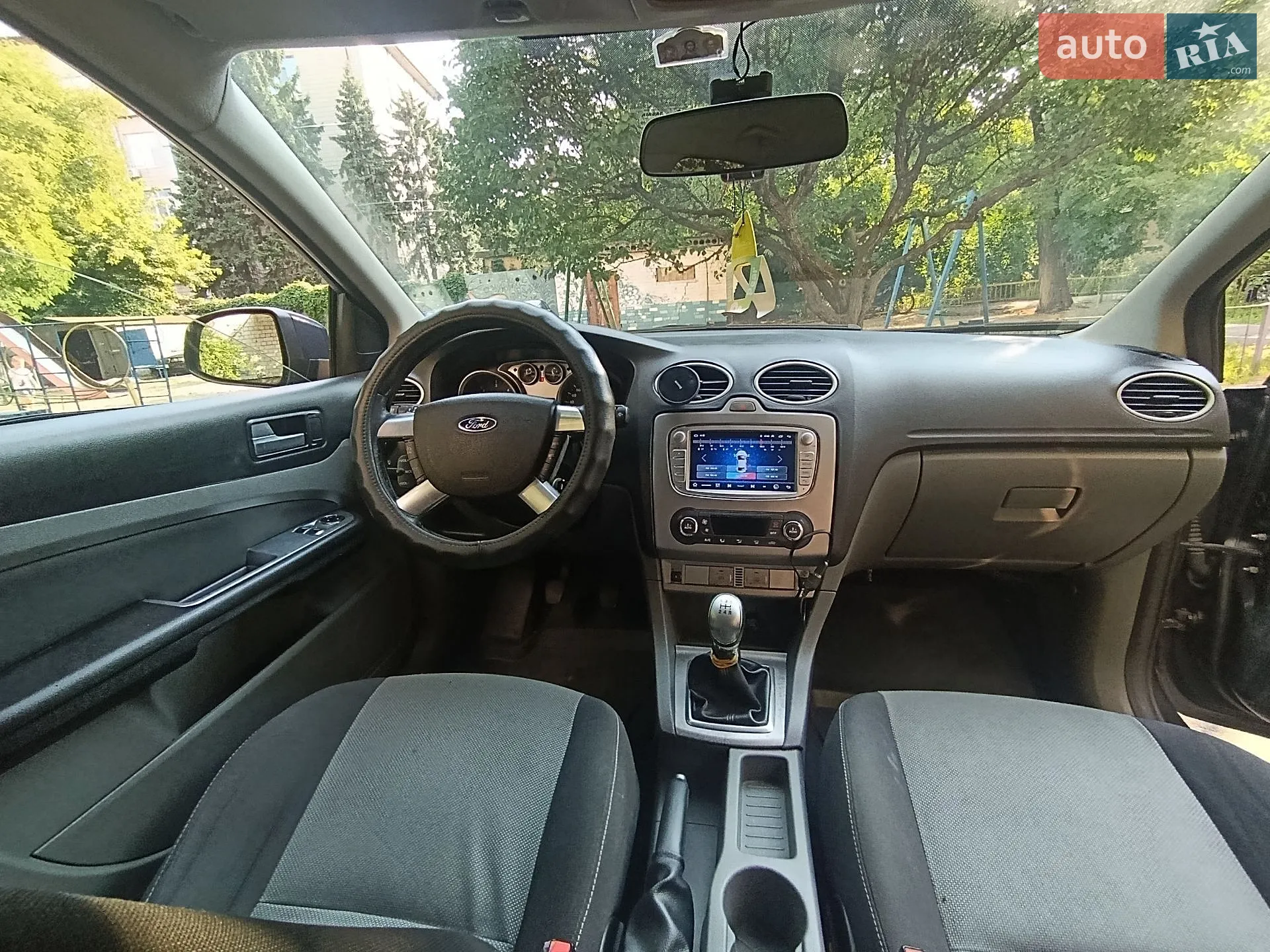 2010 Ford Focus - мініатюра 12