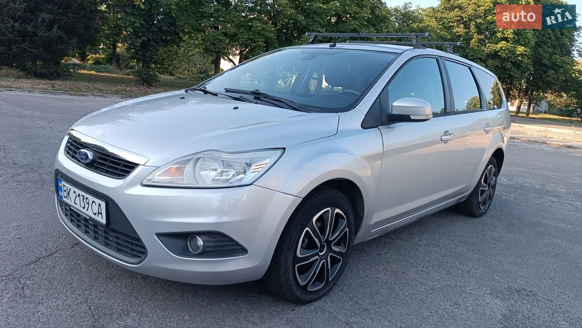 2010 Ford Focus - мініатюра 25