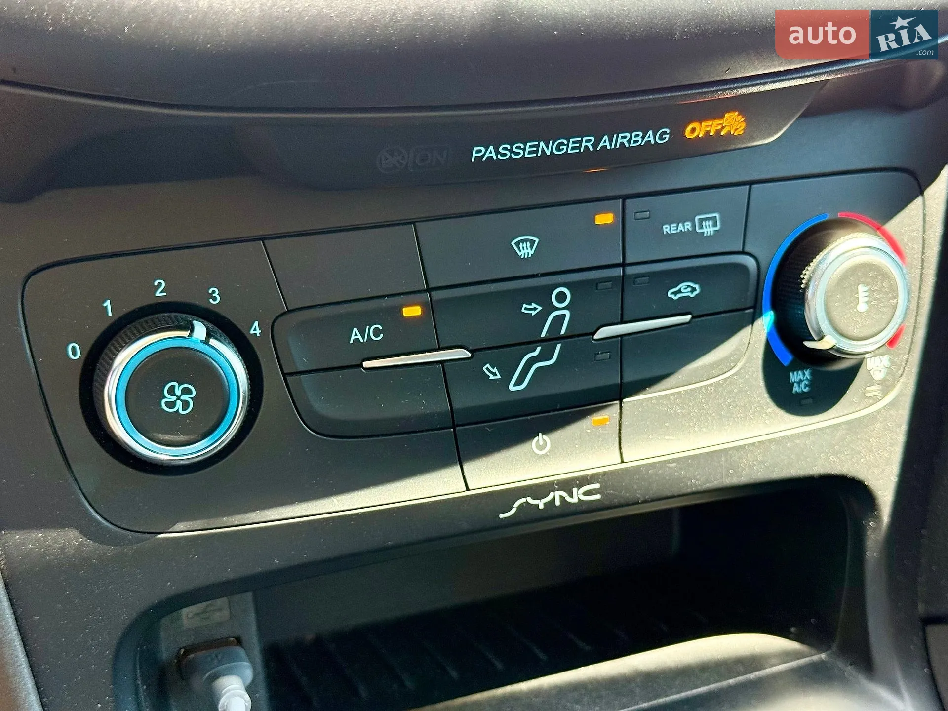 2016 Ford Focus - мініатюра 17