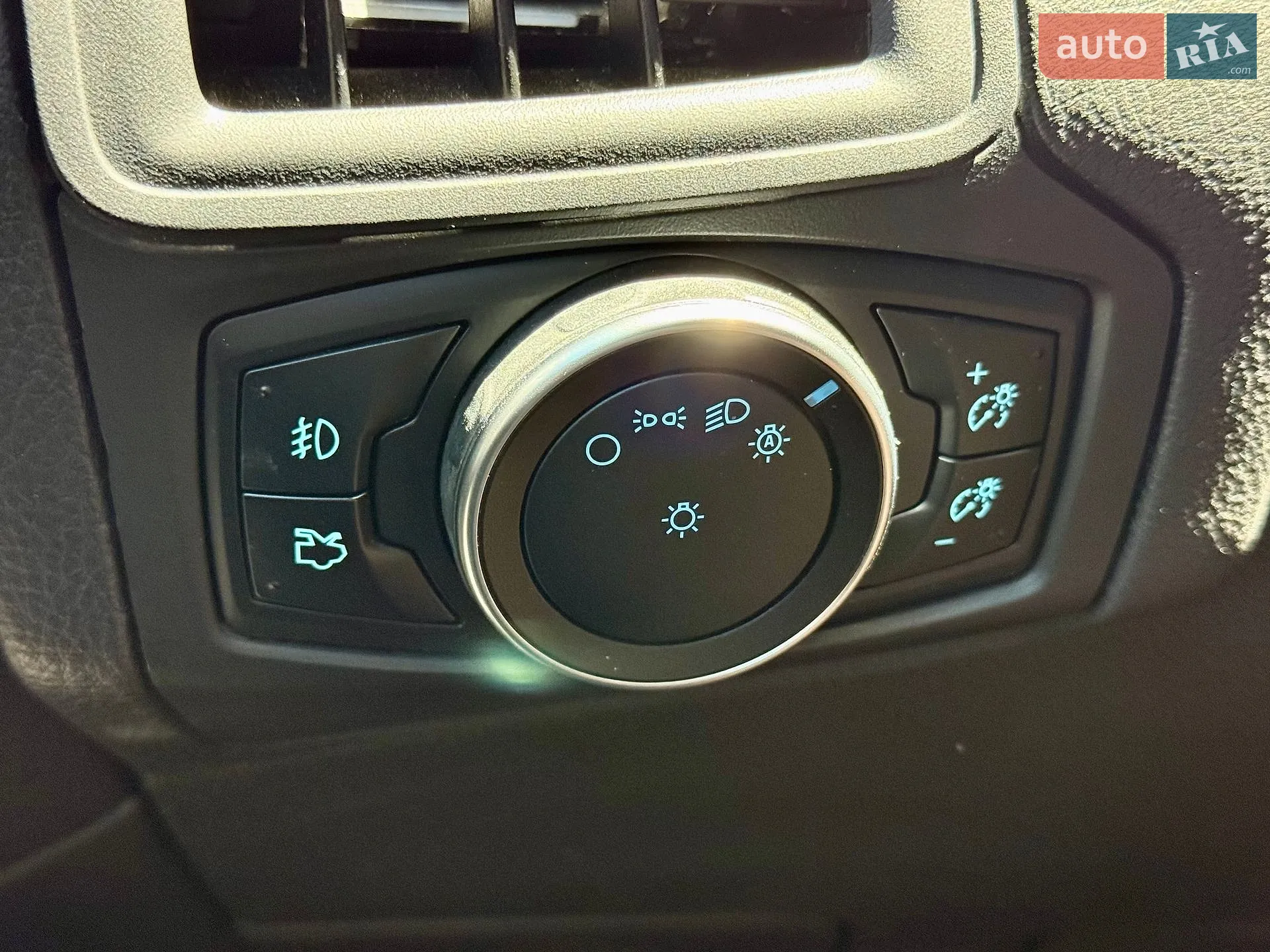 2016 Ford Focus - мініатюра 20