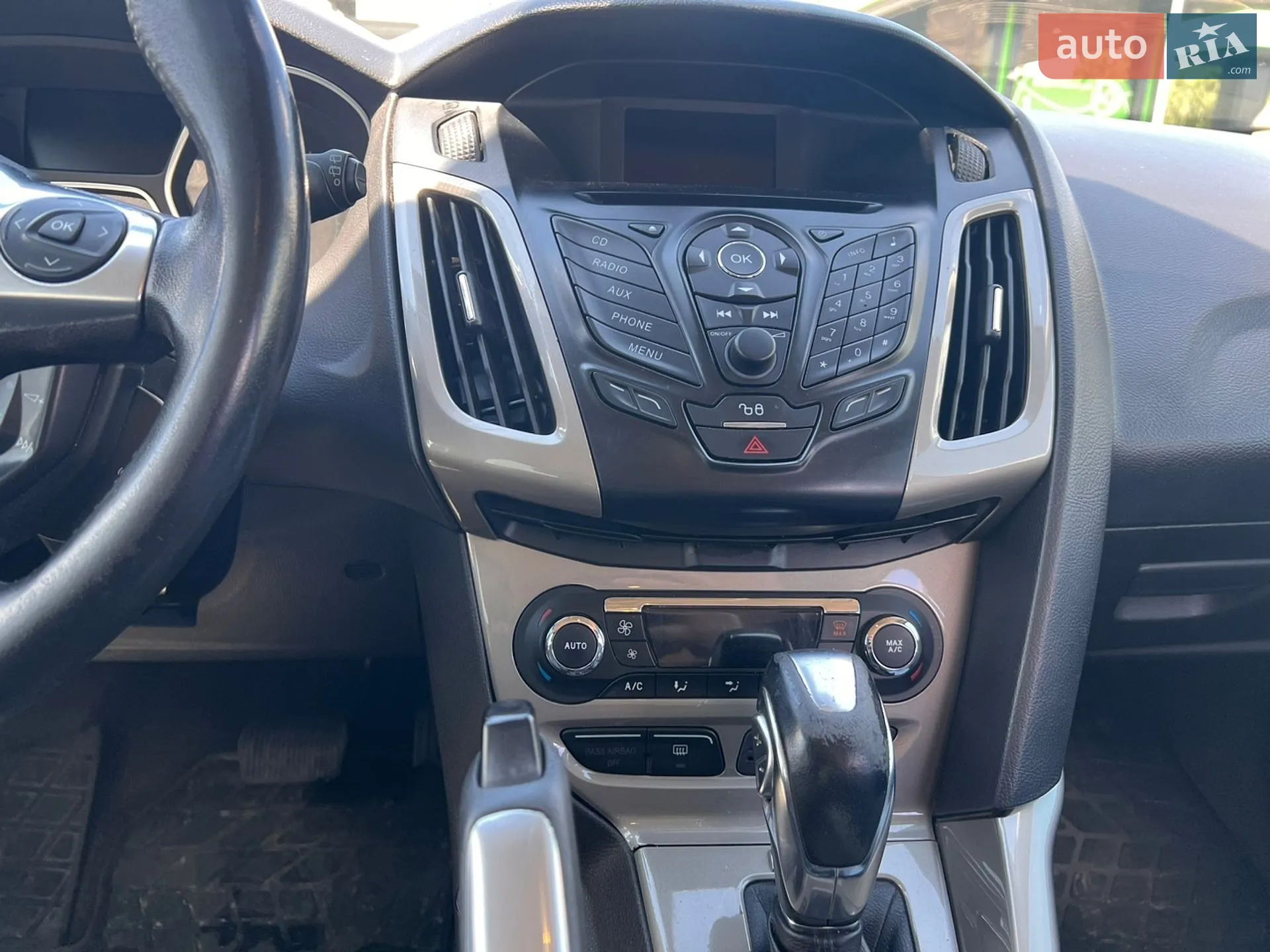 2012 Ford Focus - мініатюра 12