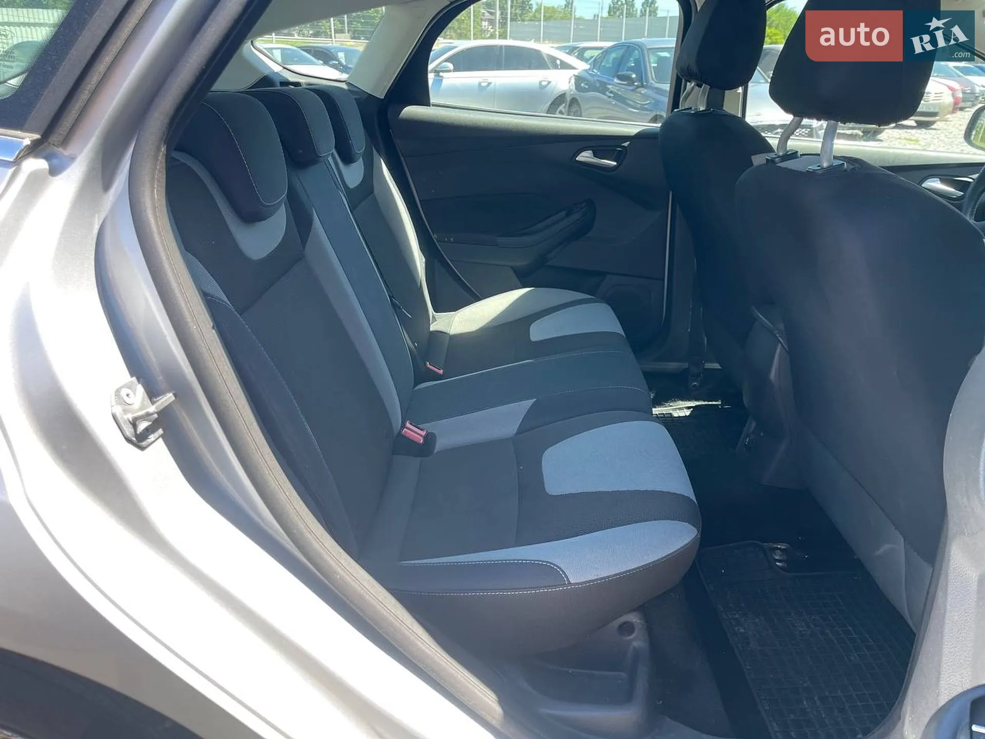 2013 Ford Focus - мініатюра 11