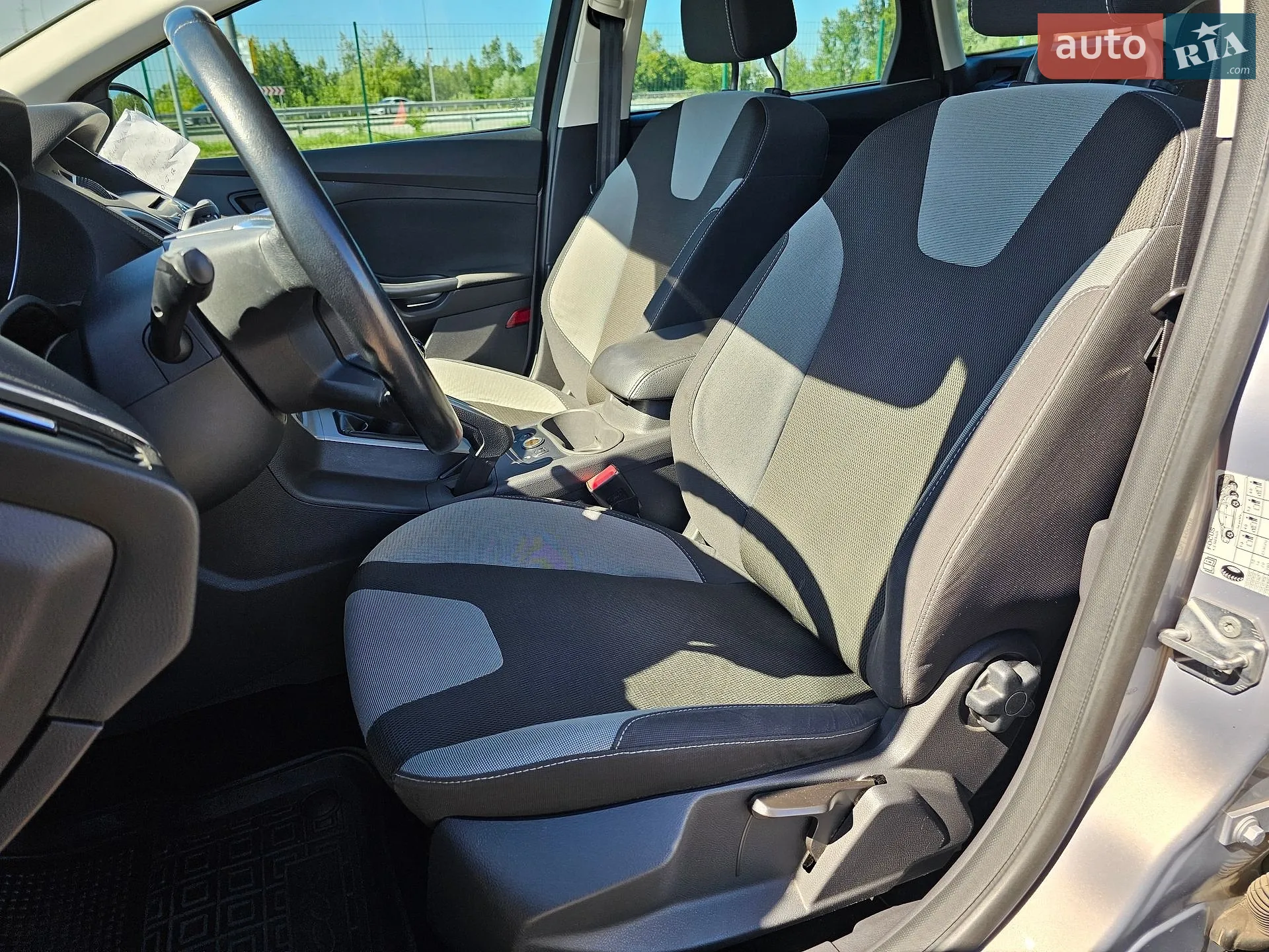 2012 Ford Focus - мініатюра 24