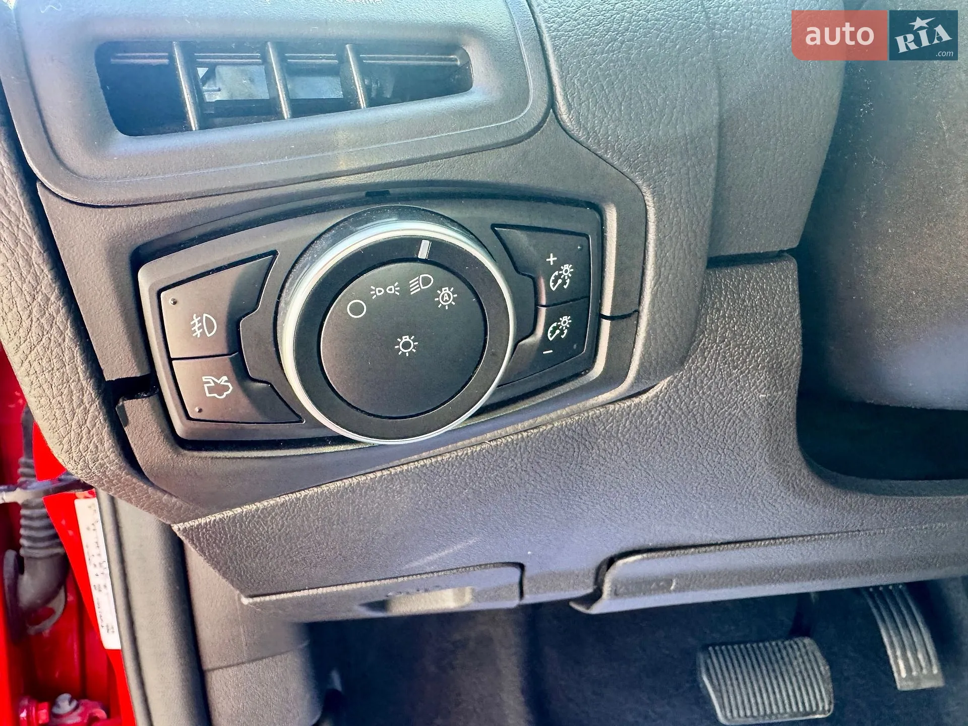 2015 Ford Focus - мініатюра 26